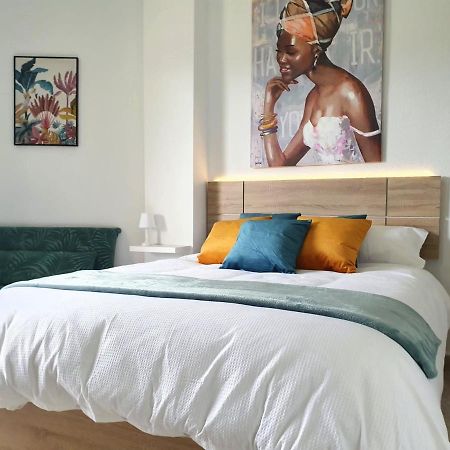 Appartamento Tropical y , contemporáneo cerca de la playa! Torremolinos Esterno foto
