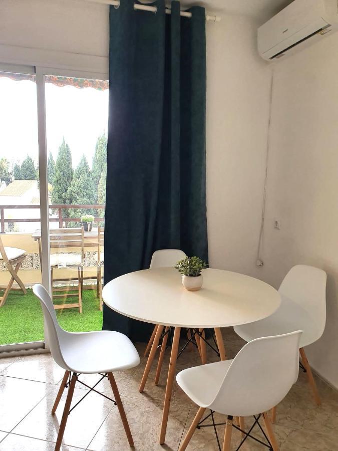 Appartamento Tropical y , contemporáneo cerca de la playa! Torremolinos Esterno foto