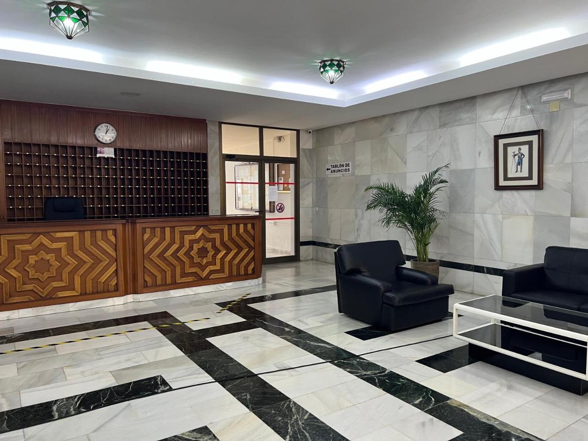 Appartamento Tropical y , contemporáneo cerca de la playa! Torremolinos Esterno foto