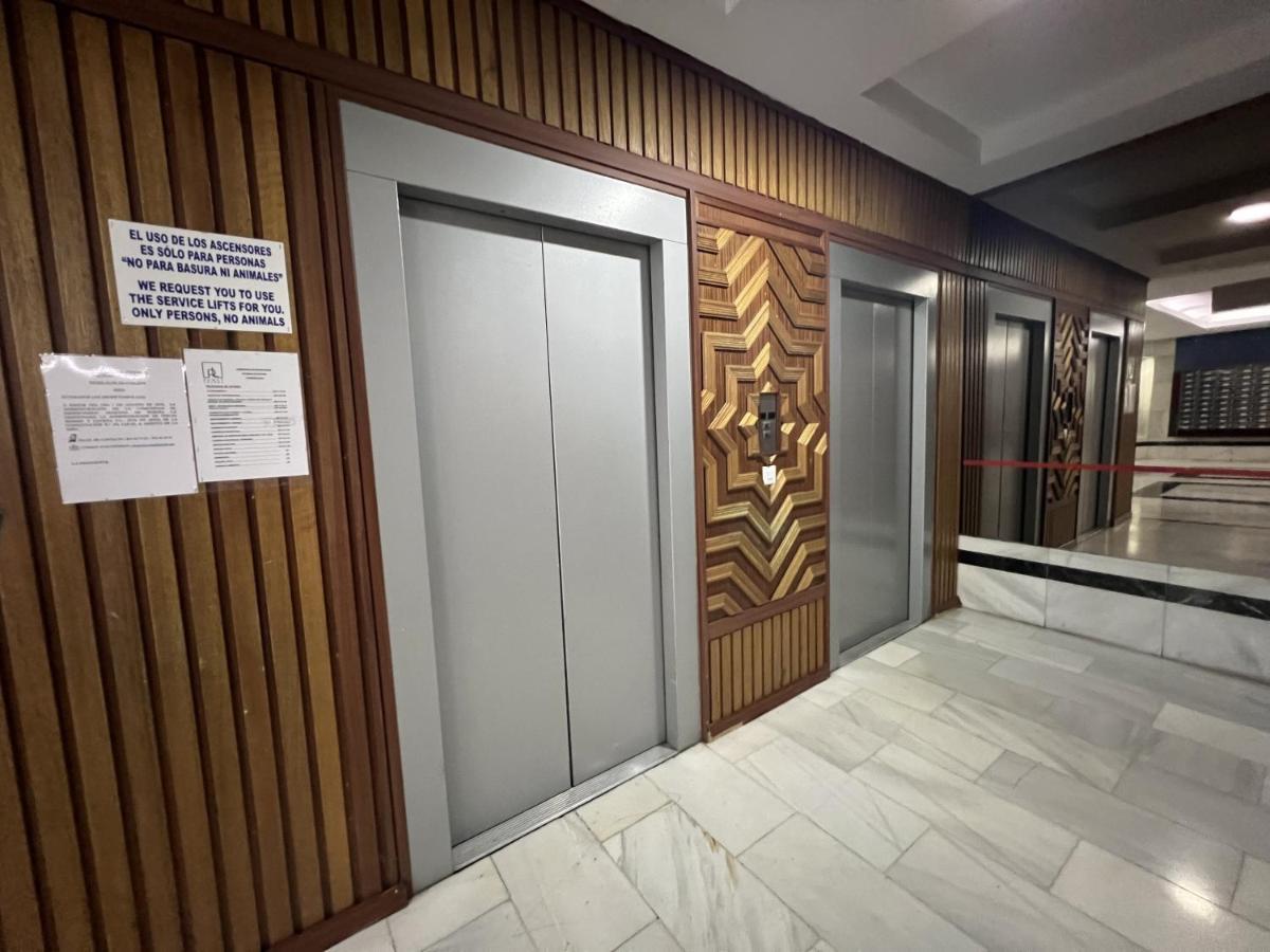 Appartamento Tropical y , contemporáneo cerca de la playa! Torremolinos Esterno foto