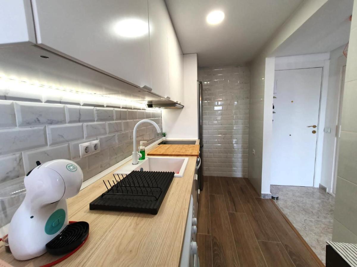 Appartamento Tropical y , contemporáneo cerca de la playa! Torremolinos Esterno foto